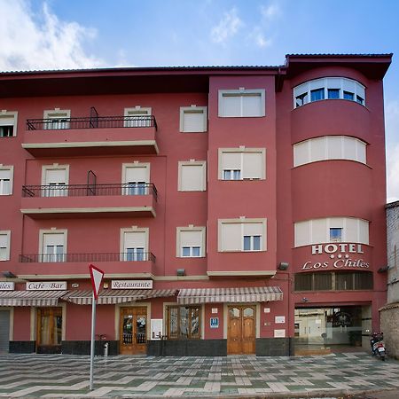 Hotel Los Chiles Villanueva del Arzobispo Kültér fotó