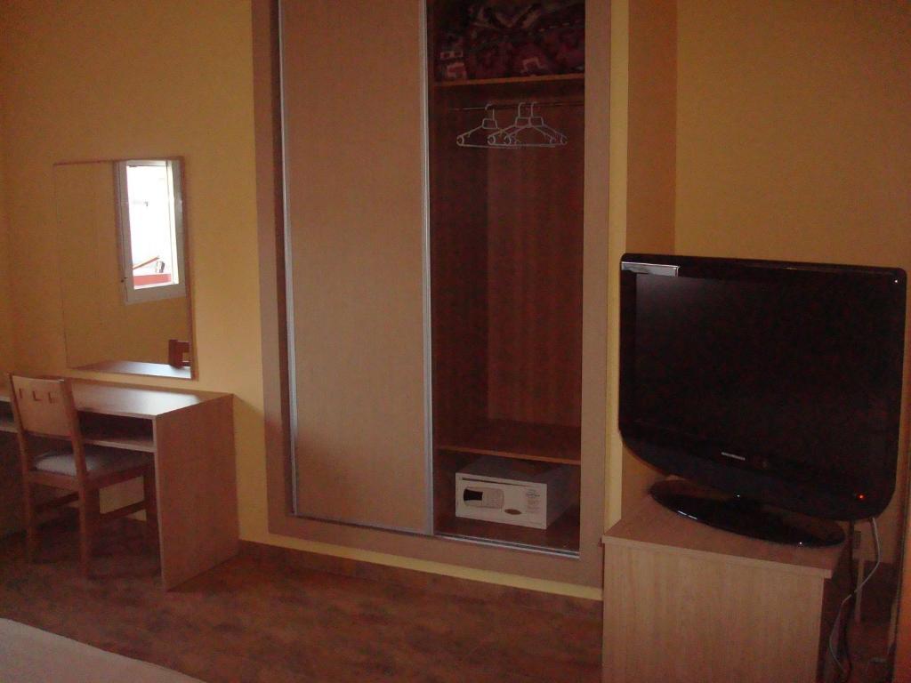 Hotel Los Chiles Villanueva del Arzobispo Szoba fotó