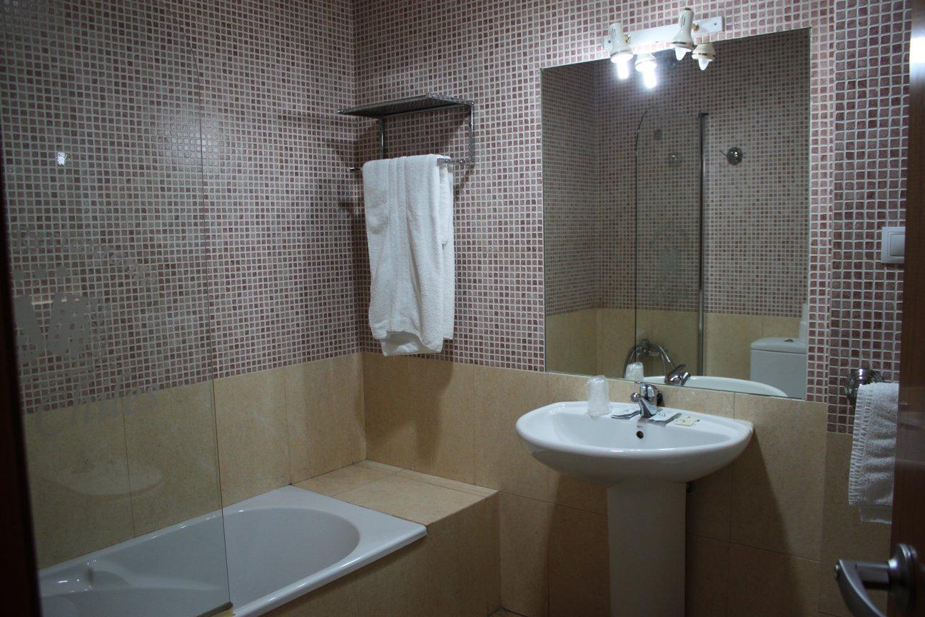 Hotel Los Chiles Villanueva del Arzobispo Kültér fotó