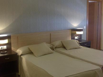 Hotel Los Chiles Villanueva del Arzobispo Szoba fotó